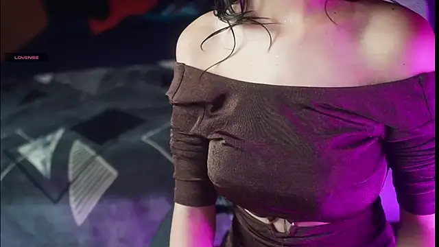 Snapshot of NidhiChandra chatting on 09.10.25 NidhiChandra online show from 09.10.25