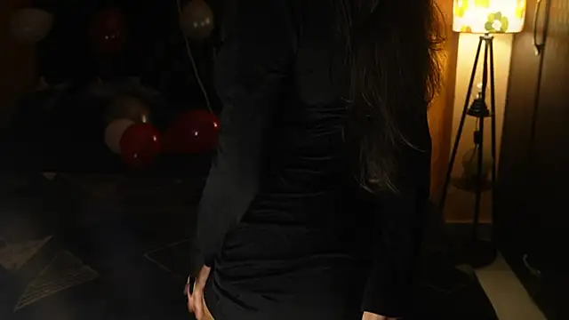 NidhiChandra online show from 11.24.25