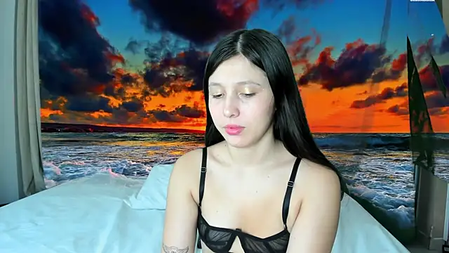 Snapshot of isa_Leo chatting on 11.29.25 isa Leo online show from 11.29.25