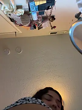 Snapshot of 1n0nlythroat chatting on 03.02.26 1n0nlythroat online show from 03.02.26