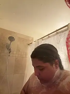 Snapshot of 1n0nlythroat chatting on 03.09.26 1n0nlythroat online show from 03.09.26