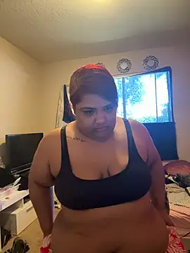 Snapshot of 1n0nlythroat chatting on 03.17.26 1n0nlythroat online show from 03.17.26