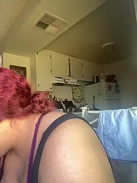 Snapshot of 1n0nlythroat chatting on 04.01.26 1n0nlythroat online show from 04.01.26