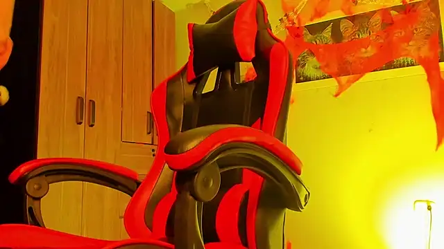 ALPHA DOMINUS  online show from 10.29.25