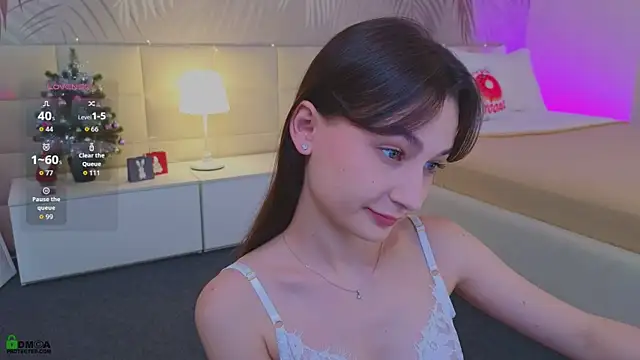 LolaPrise online show from 01.10.26