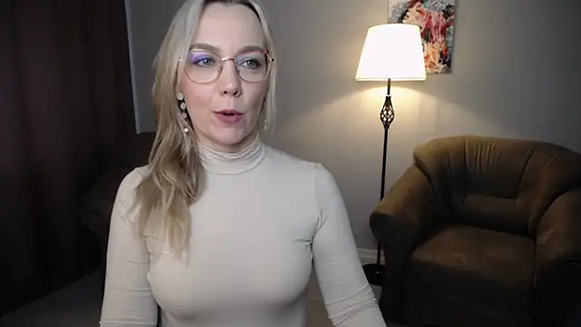 Snapshot of Ava_Elior chatting on 04.27.26 Ava Elior online show from 04.27.26