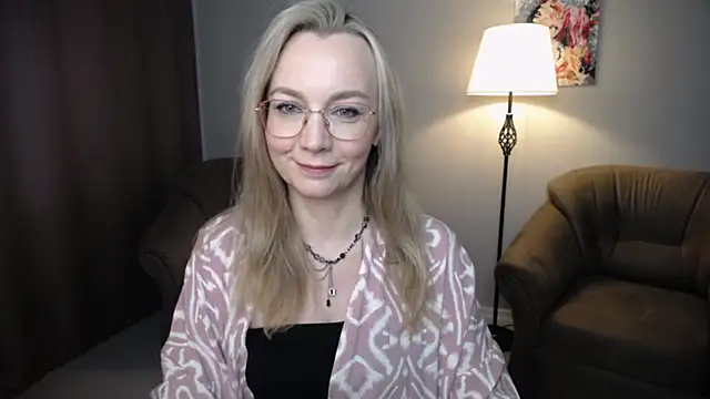 Snapshot of Ava_Elior chatting on 05.25.26 Ava Elior online show from 05.25.26