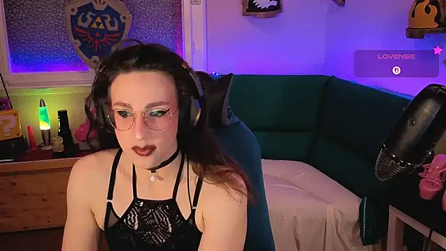 Zesty Peach online show from 06.06.26
