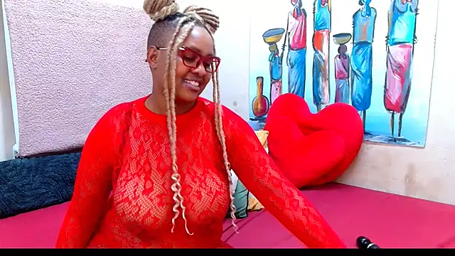 SativaHot96 online show from 10.28.25