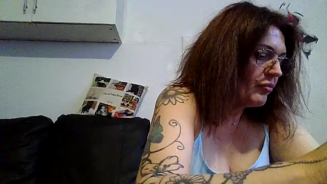 Snapshot of RubyyRosee chatting on 05.16.26 RubyyRosee online show from 05.16.26