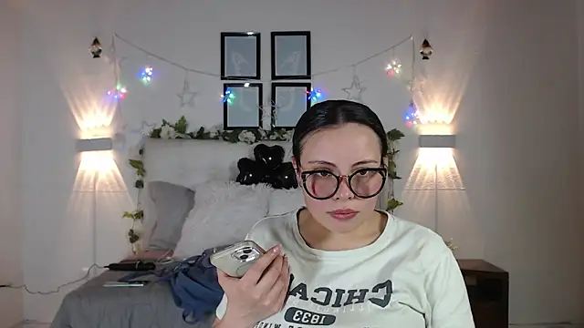 Megan 05  online show from 02.09.26