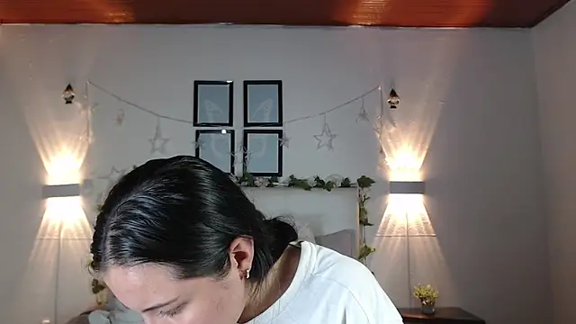 Megan 05  online show from 03.30.26