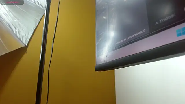 tinisweet online show from 04.01.26