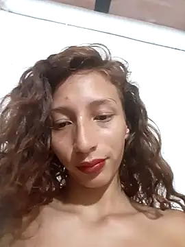 Snapshot of amelie_sex chatting on 10.08.25 amelie sex online show from 10.08.25