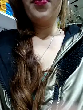 miss berlyn online show from 10.19.25