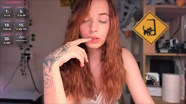 elilybby online show from 07.18.26