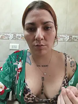 Snapshot of xjuanaxmaldadxxx chatting on 05.31.26 xjuanaxmaldadxxx online show from 05.31.26