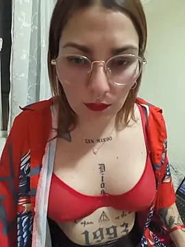Snapshot of xjuanaxmaldadxxx chatting on 06.19.26 xjuanaxmaldadxxx online show from 06.19.26