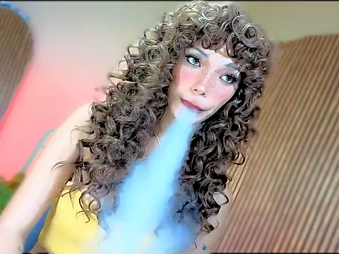 Snapshot of LollypopPrinzessx chatting on 10.27.25 LollypopPrinzessx online show from 10.27.25