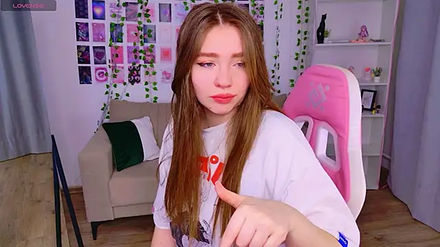 Moon  Bunny online show from 03.20.26