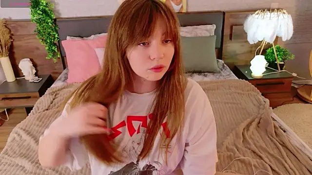 Snapshot of Moon__Bunny chatting on 05.23.26 Moon Bunny online show from 05.23.26