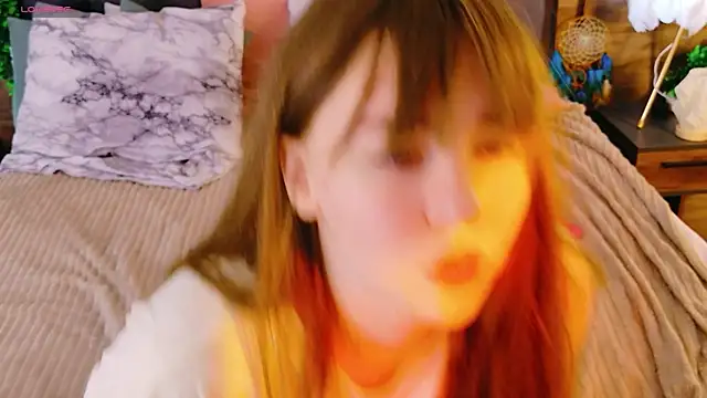 Snapshot of Moon__Bunny chatting on 05.31.26 Moon Bunny online show from 05.31.26