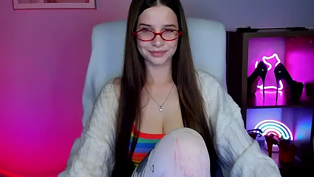 LuxMaya online show from 07.22.26