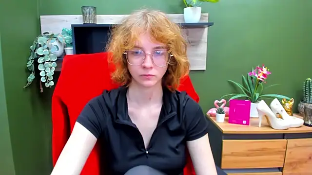 juicyPenny online show from 11.04.25