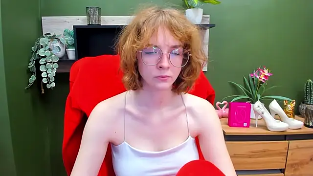 juicyPenny online show from 11.05.25