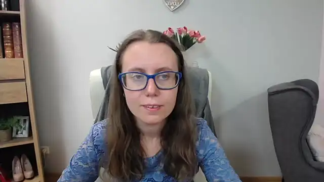 Snapshot of sweetxLizzy chatting on 05.15.26 sweetxLizzy online show from 05.15.26