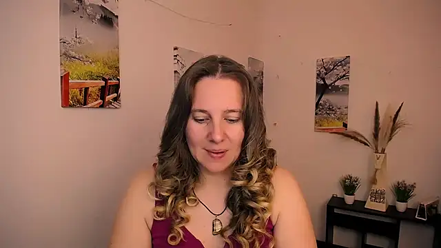 Snapshot of Darklure_ chatting on 09.09.25 Darklure  online show from 09.09.25