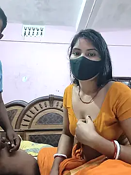 Snapshot of snighdha chatting on 10.11.25 snighdha online show from 10.11.25