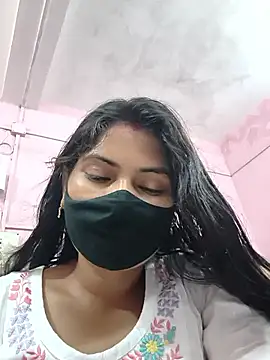 Snapshot of snighdha chatting on 04.18.26 snighdha online show from 04.18.26