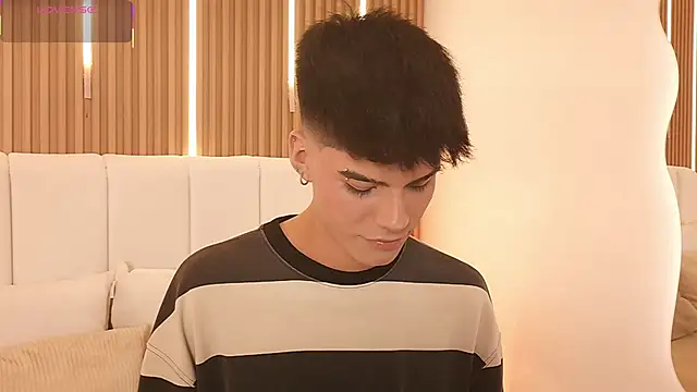 Snapshot of Dulcey_ chatting on 03.11.26 Dulcey online show from 03.11.26