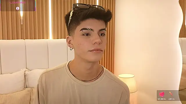 Snapshot of Dulcey_ chatting on 03.16.26 Dulcey online show from 03.16.26