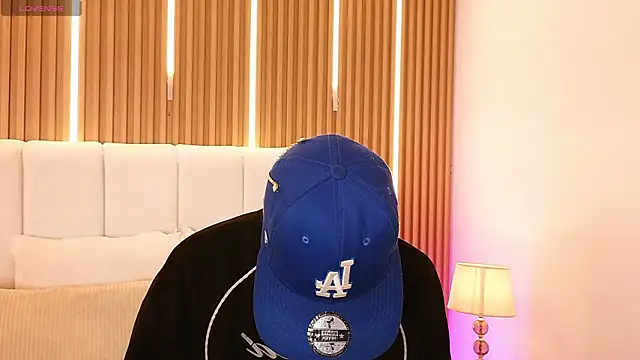 Snapshot of Dulcey_ chatting on 03.20.26 Dulcey online show from 03.20.26