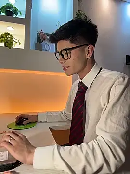 Snapshot of Dulcey_ chatting on 03.30.26 Dulcey online show from 03.30.26