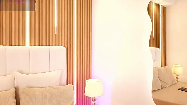 Snapshot of Dulcey_ chatting on 04.08.26 Dulcey online show from 04.08.26