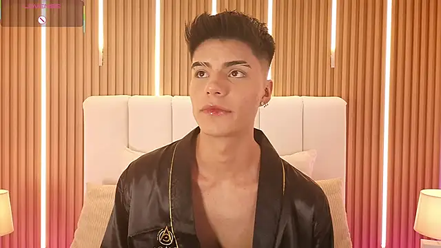 Snapshot of Dulcey_ chatting on 04.09.26 Dulcey online show from 04.09.26