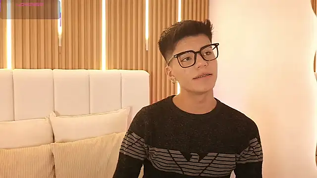 Snapshot of Dulcey_ chatting on 04.11.26 Dulcey online show from 04.11.26