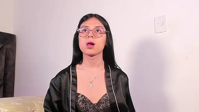 Snapshot of SamanthaRivas_ chatting on 09.21.25 SamanthaRivas online show from 09.21.25