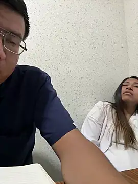 Snapshot of Daliz chatting on 12.01.25 Daliz online show from 12.01.25