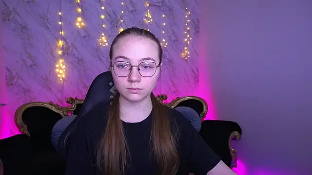 ArrinaWairr online show from 02.09.26