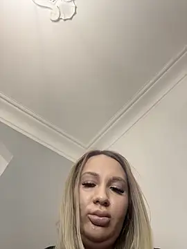 NellyExtraa online show from 04.07.26