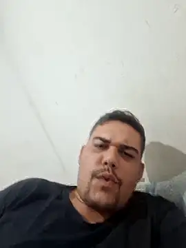 feehzungi0000 online show from 11.24.25