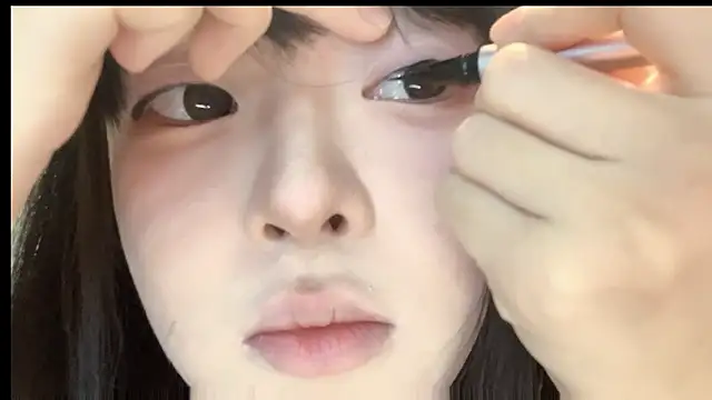 EnEn xiaobao online show from 11.11.25