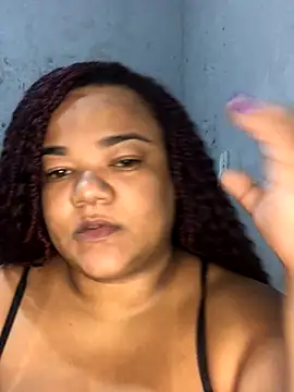 Snapshot of melcarioca1111 chatting on 11.02.25 melcarioca1111 online show from 11.02.25