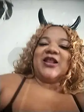 Snapshot of melcarioca1111 chatting on 11.09.25 melcarioca1111 online show from 11.09.25