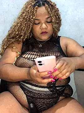 Snapshot of melcarioca1111 chatting on 11.15.25 melcarioca1111 online show from 11.15.25