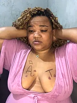 Snapshot of melcarioca1111 chatting on 11.23.25 melcarioca1111 online show from 11.23.25